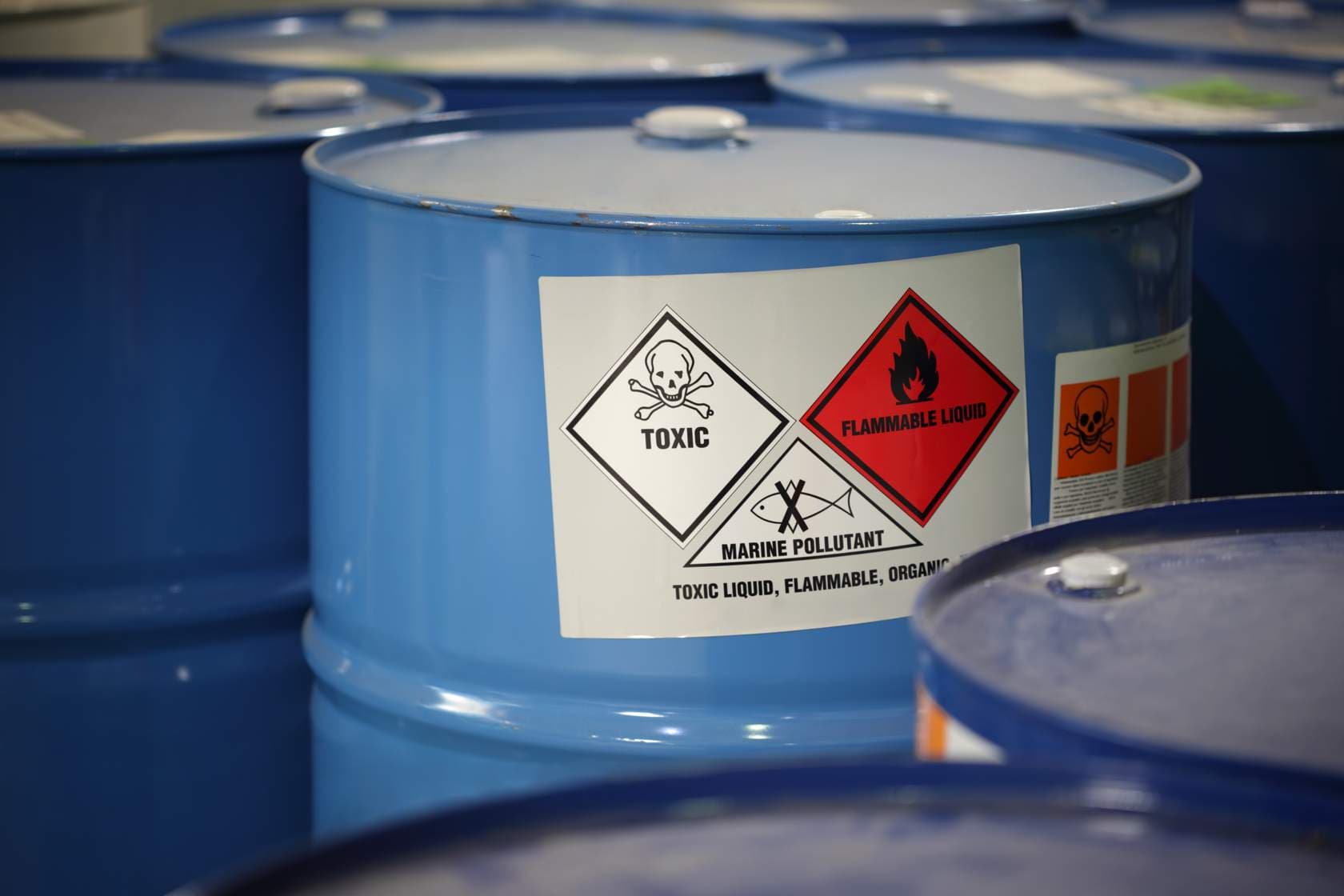 Cover of the Hazardous Waste course, from the platform